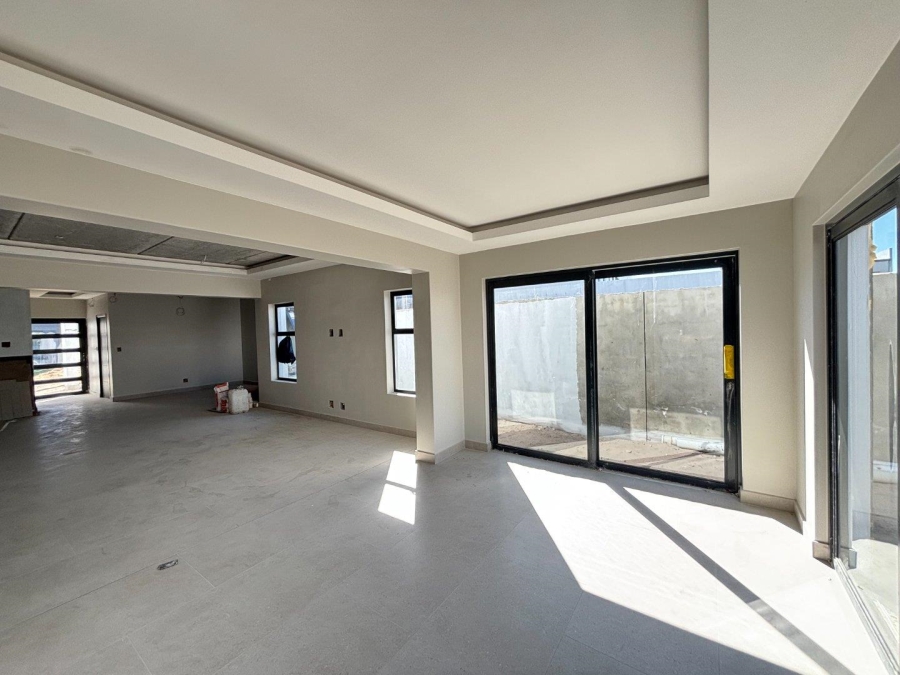 3 Bedroom Property for Sale in Sandown Western Cape